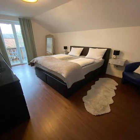 Baumgartner Chiemseeliebe 2og Apartment *